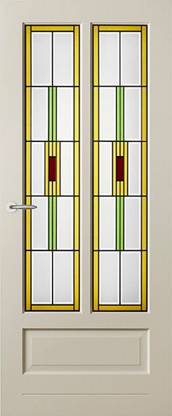Een deur voor binnen glas in loodramen met kleuren